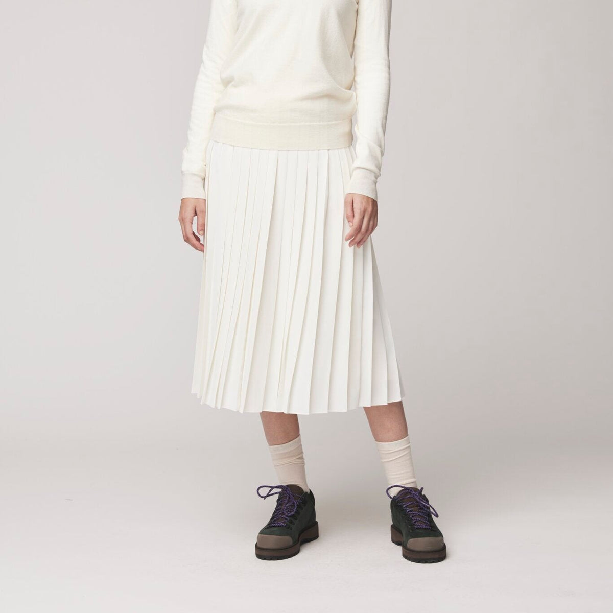 Tech Slk Pleated Midi Skirt