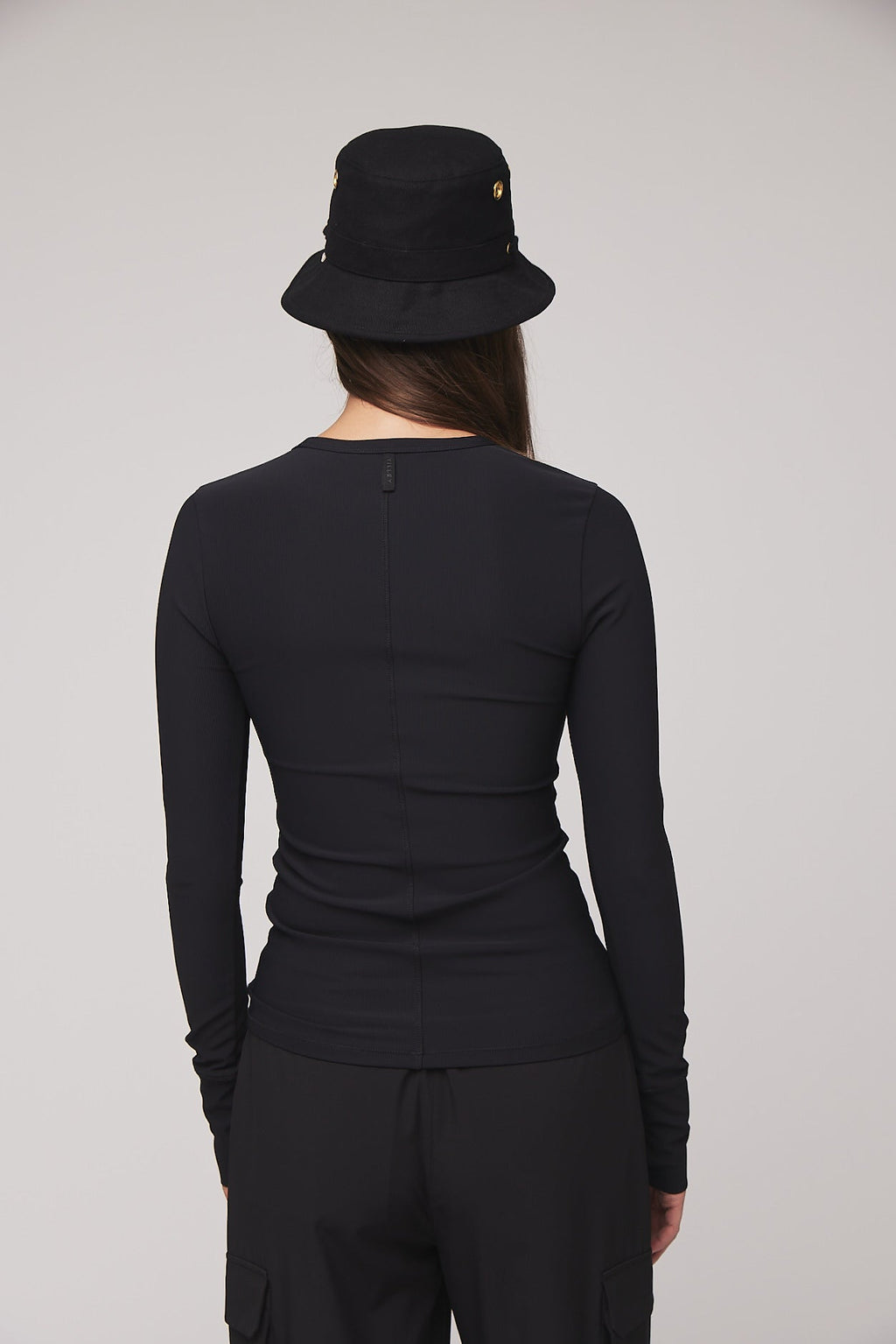 LS Fitted Rib Crewneck