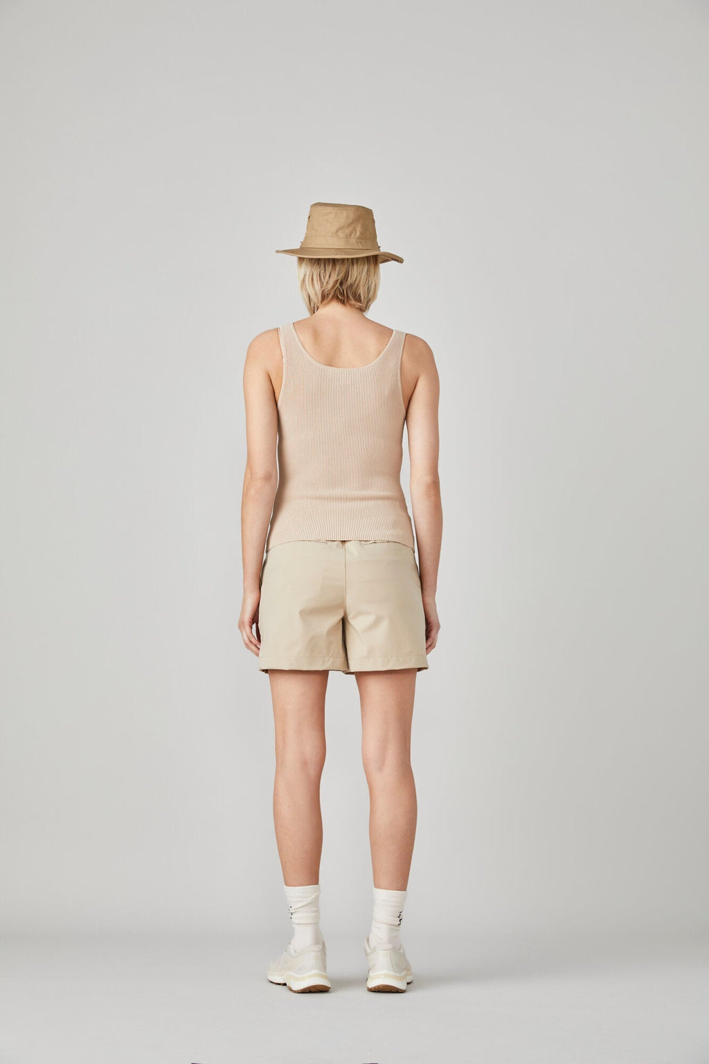 V-Neck Rib Shell