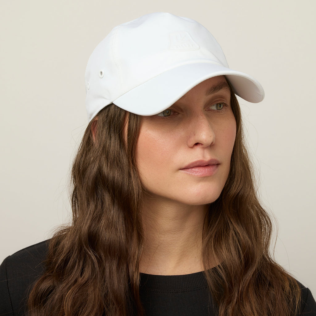 New Tech Travel Cap