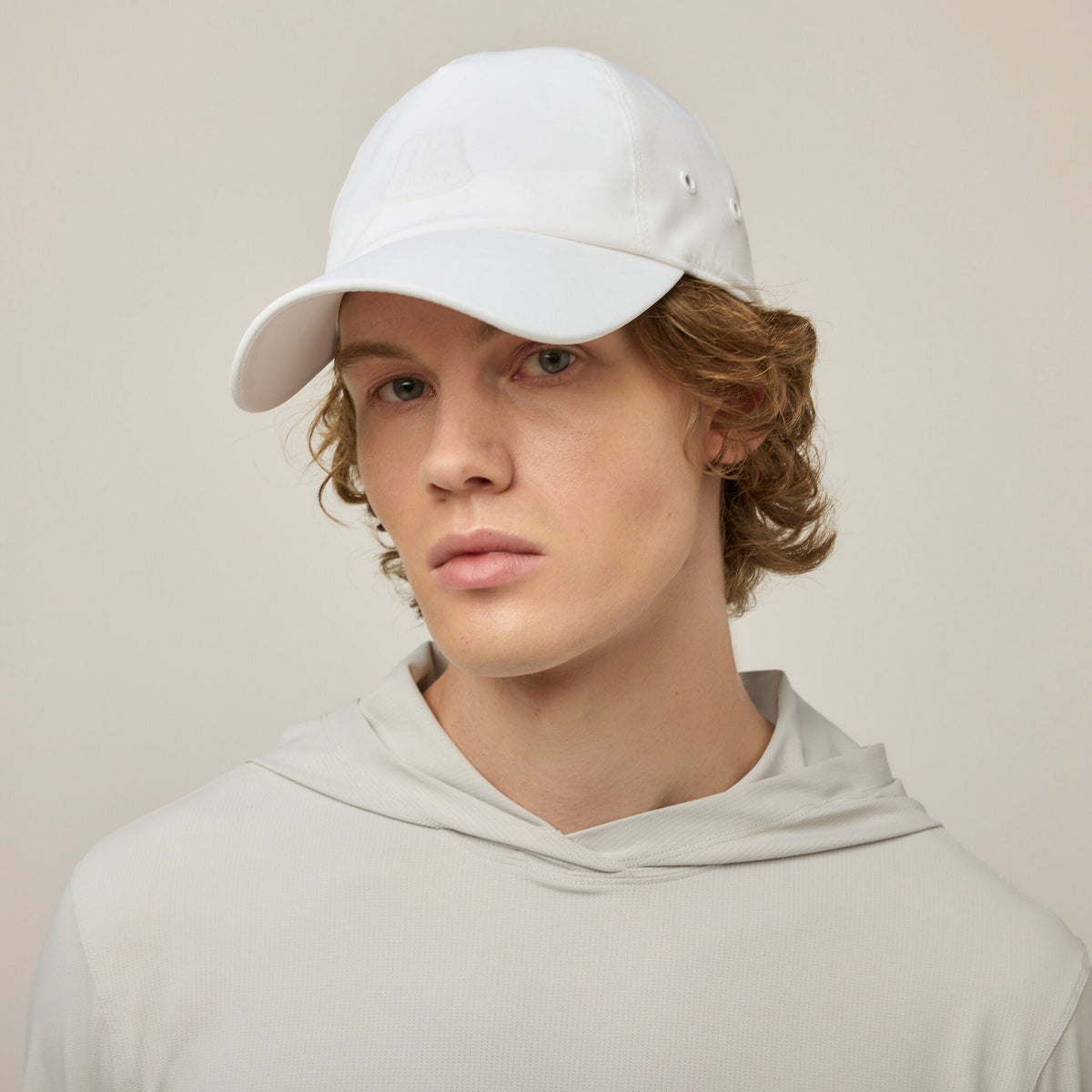 New Tech Travel Cap