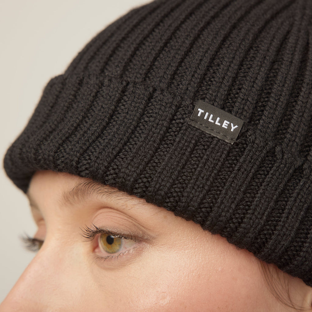 Ribbed Skully Beanie