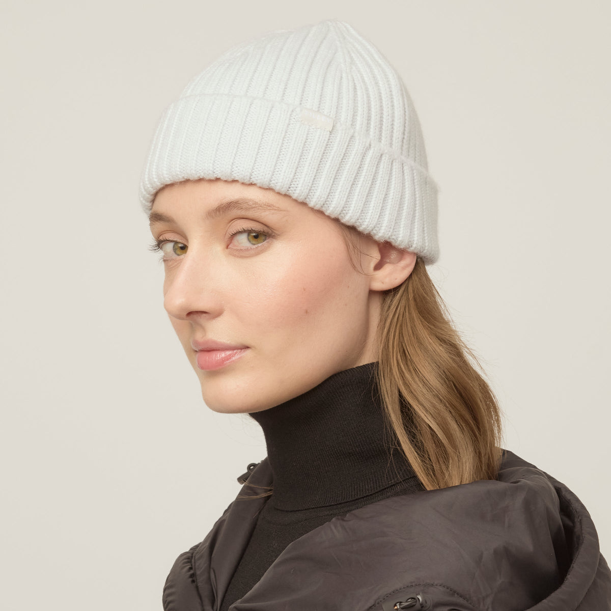 Ribbed Skully Beanie