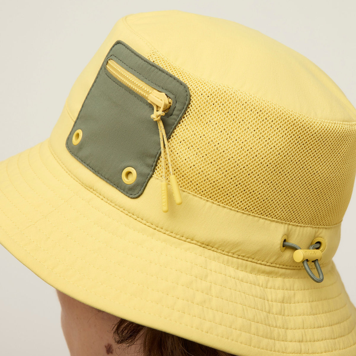 Zip Pocket Bucket