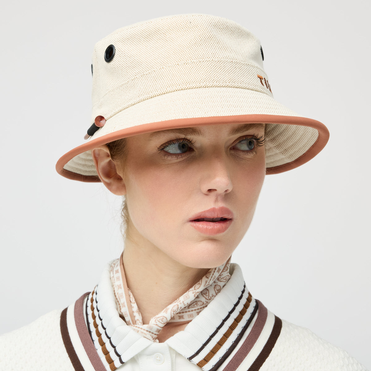 Canvas Bucket