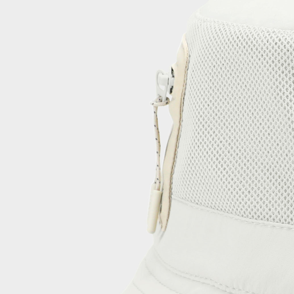 Zip Pocket Bucket