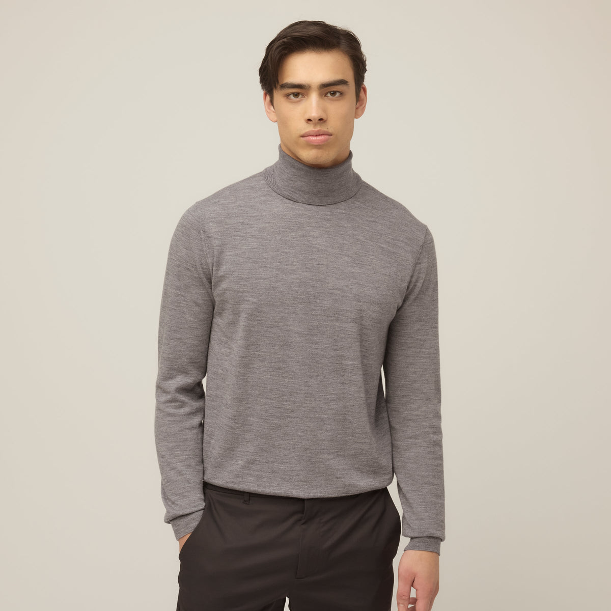 Stretch Merino Turtleneck