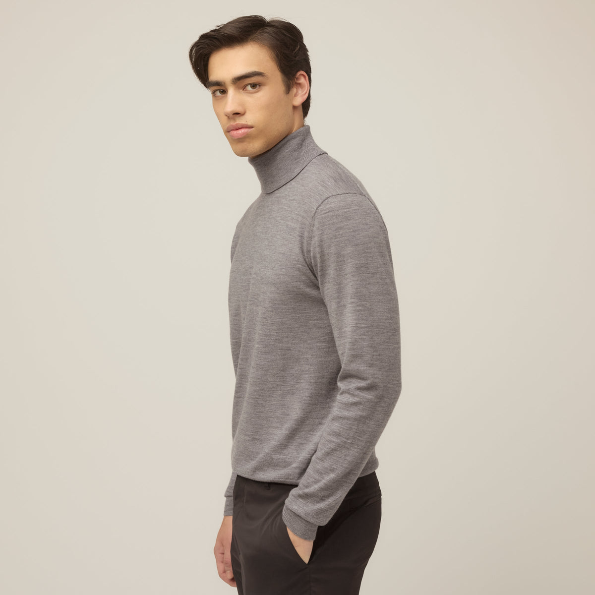 Stretch Merino Turtleneck