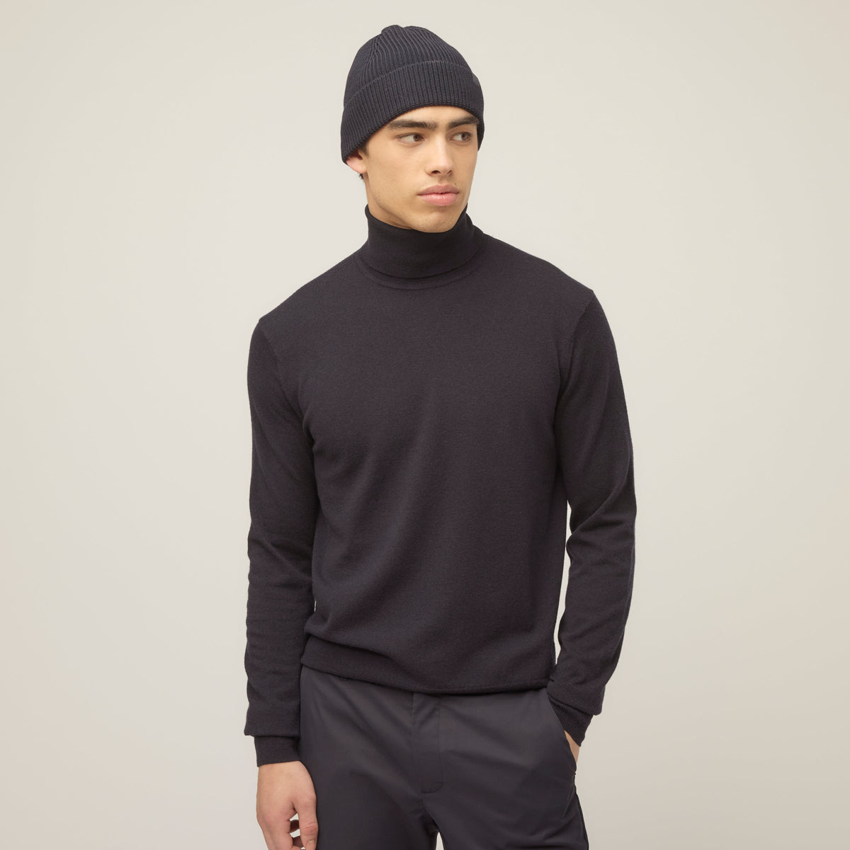 Stretch Merino Turtleneck
