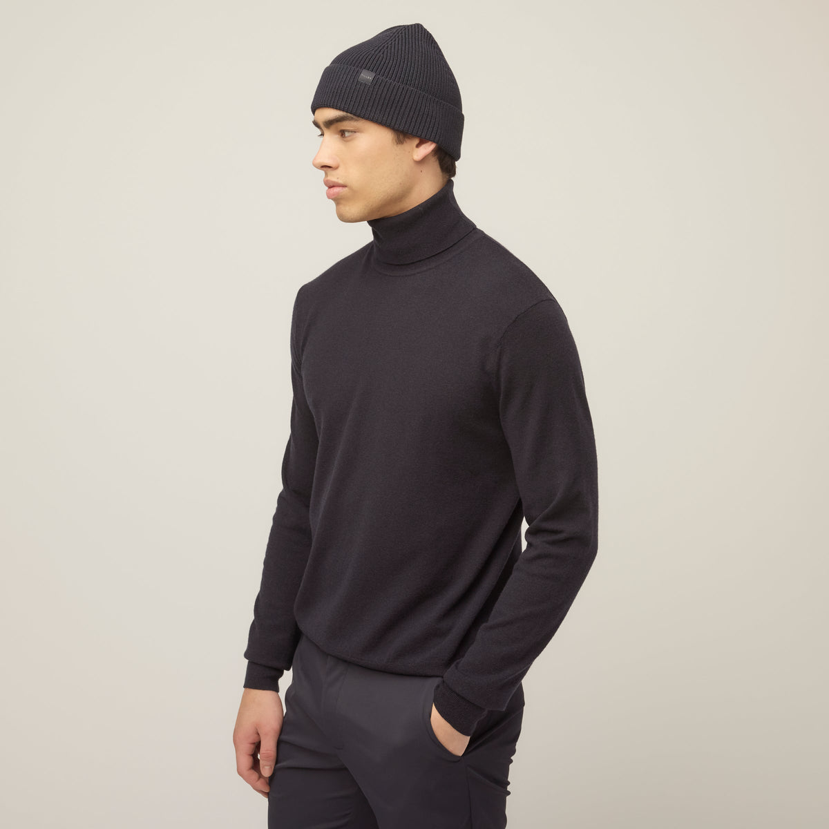 Stretch Merino Turtleneck