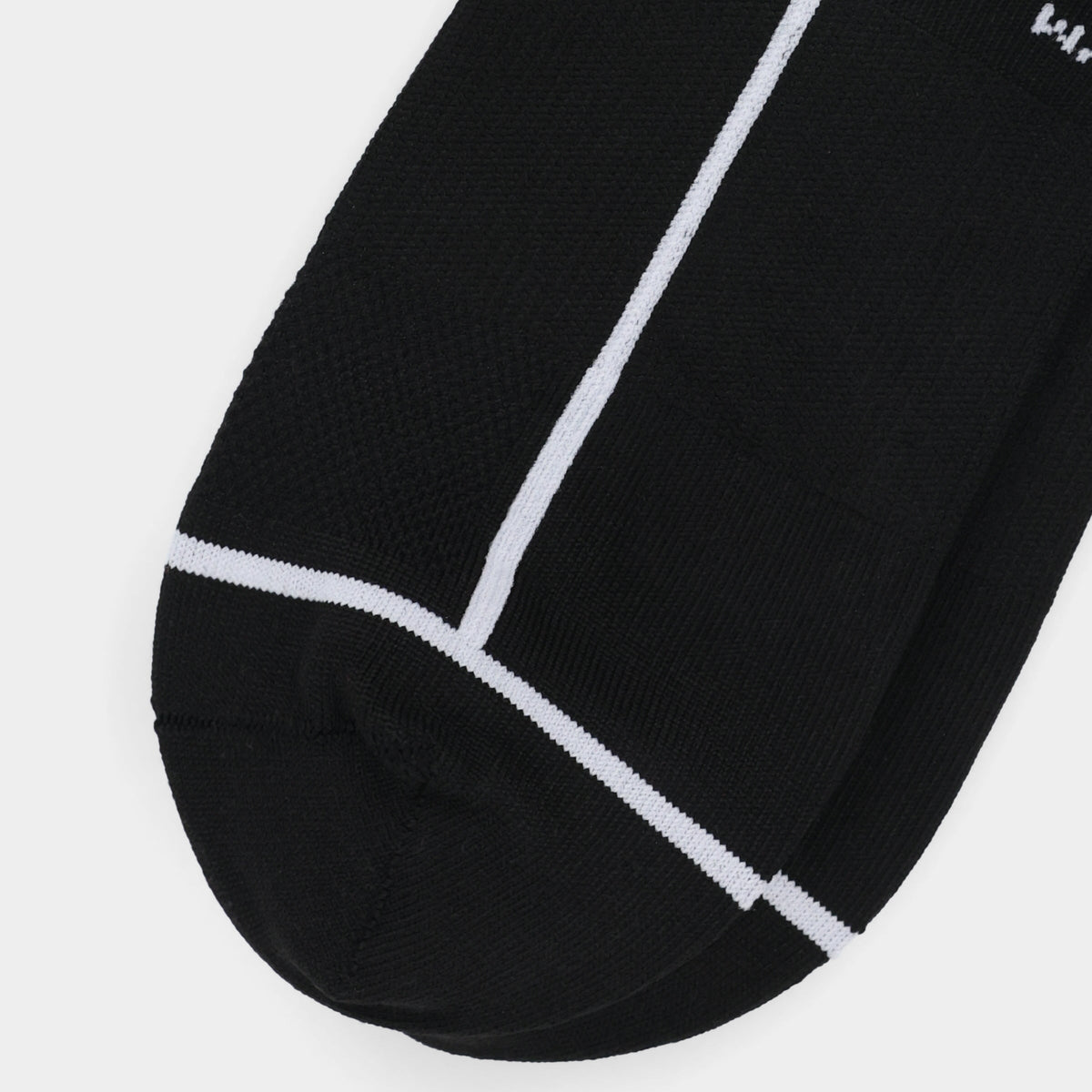 Mid Calf Mesh Travel Sock