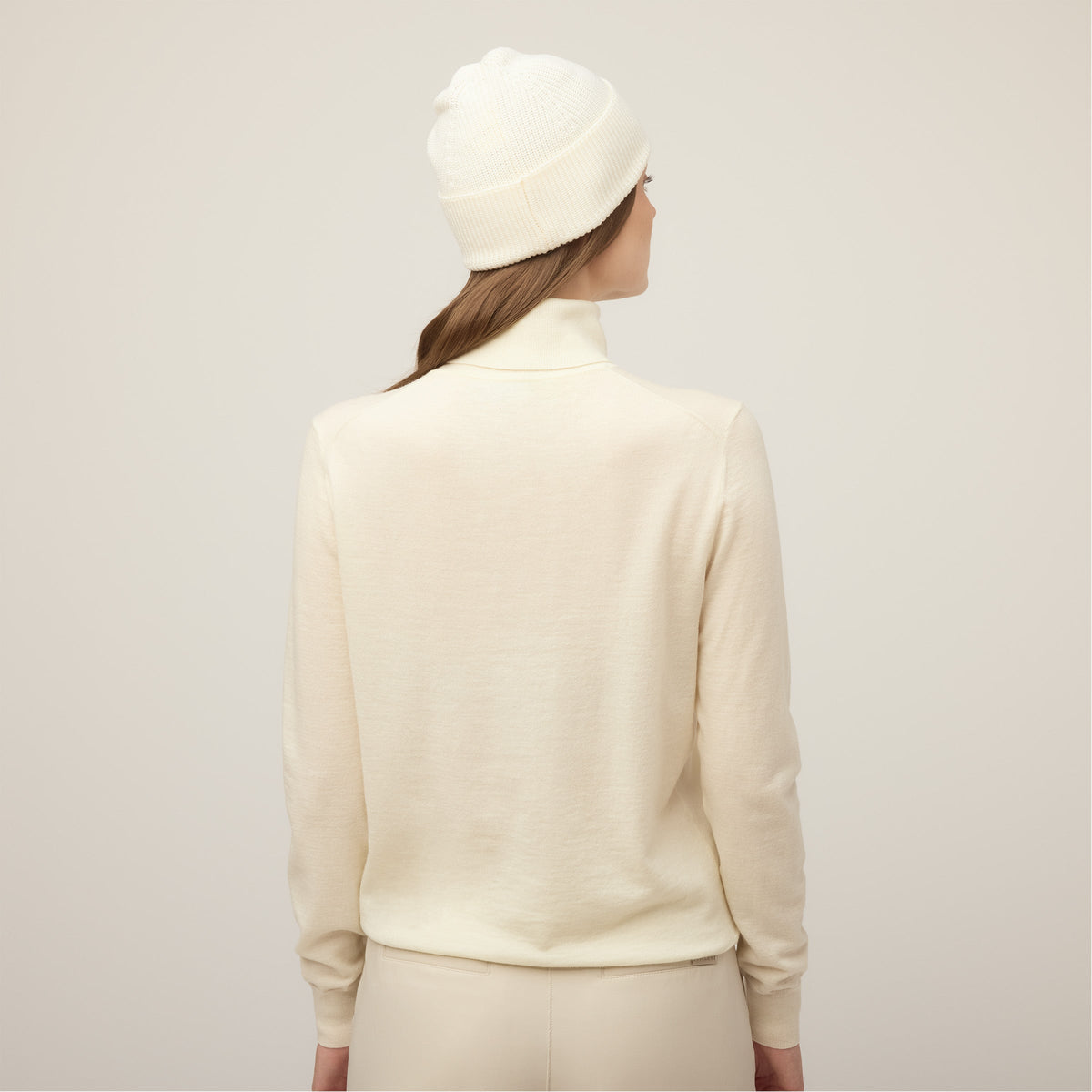 Stretch Merino Turtleneck