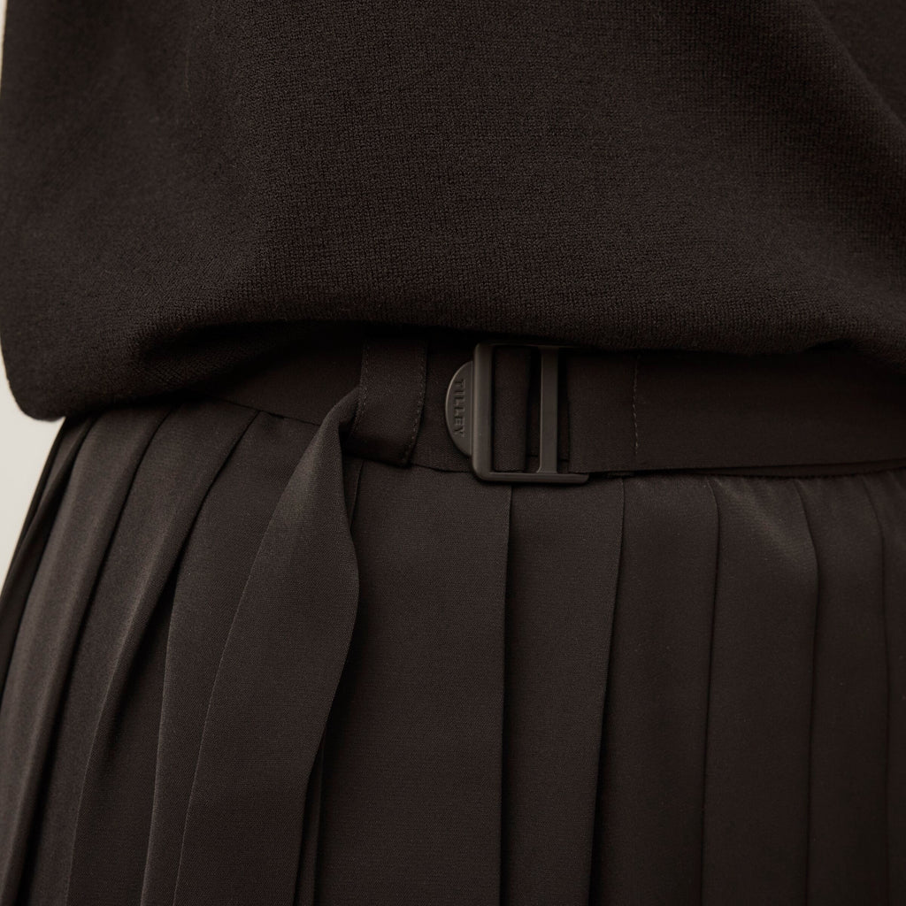 Tech Slk Pleated Skirt