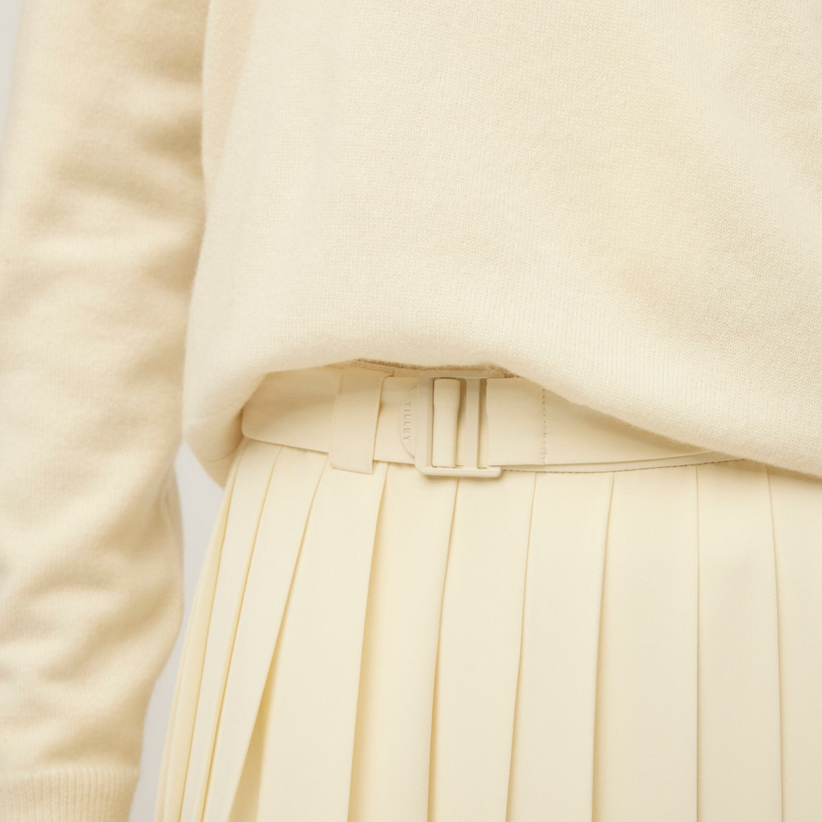 Tech Slk Pleated Skirt