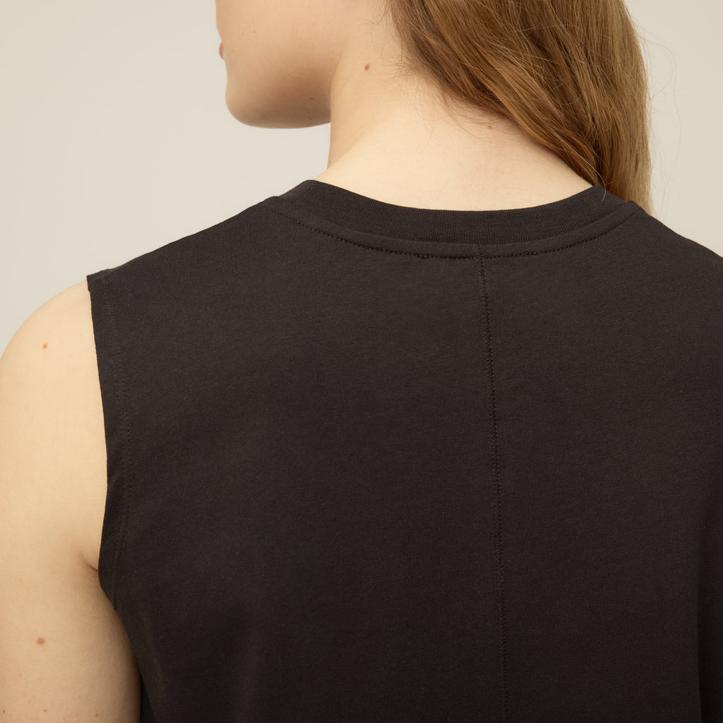 Lightweight Muscle Tank