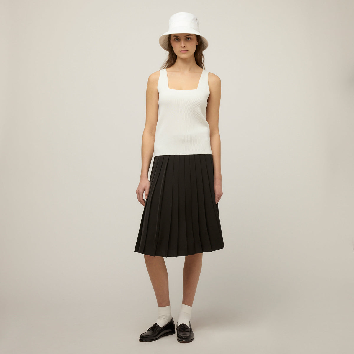 Square Neck Rib Shell