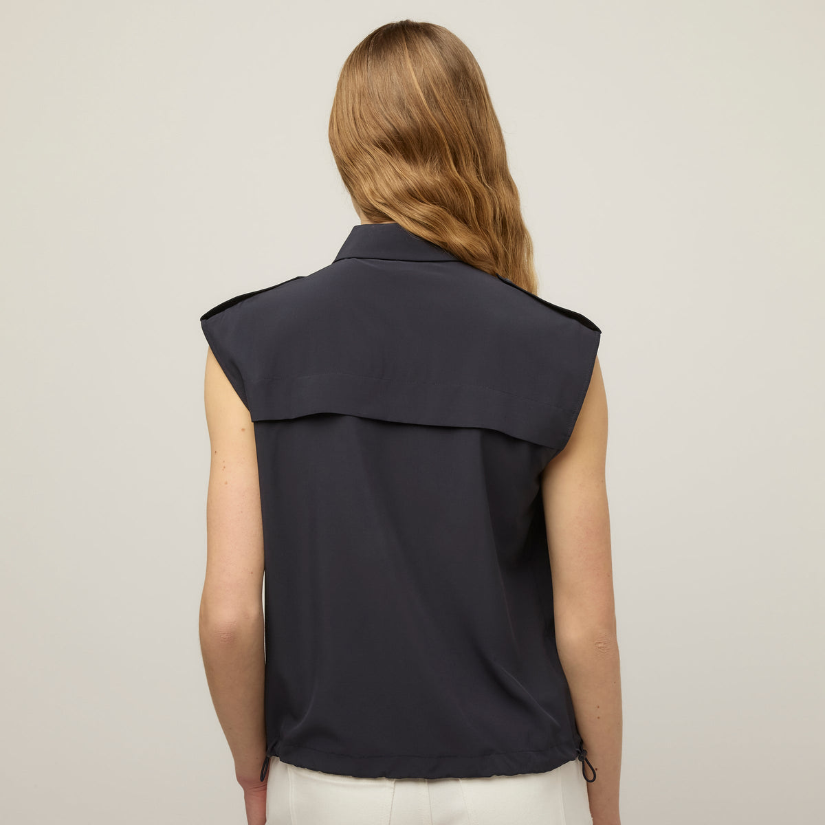 Tech Slk Sleeveless Shirt