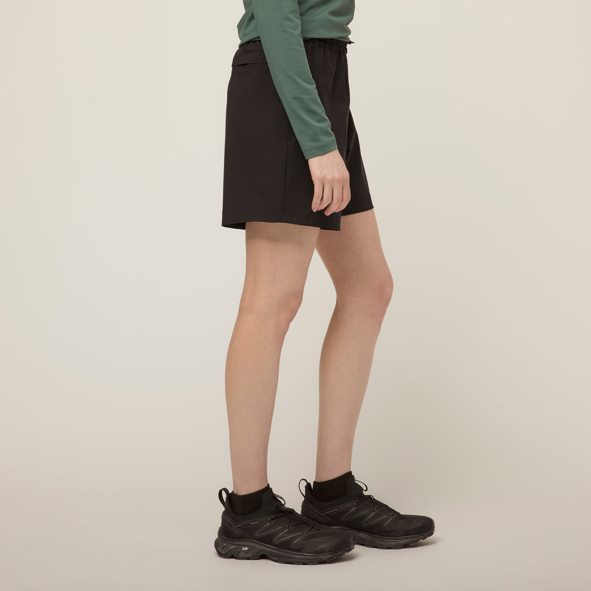 Wanderer Pull On Short
