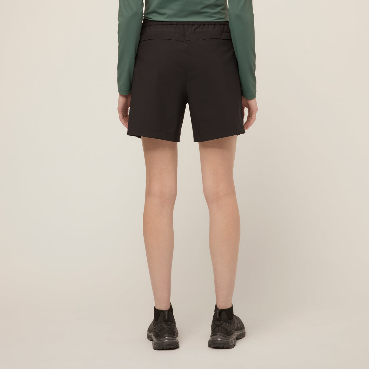 Wanderer Pull On Short