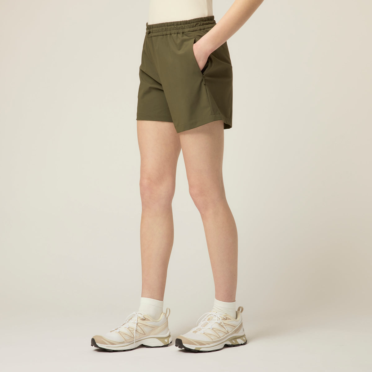 Wanderer Pull On Short