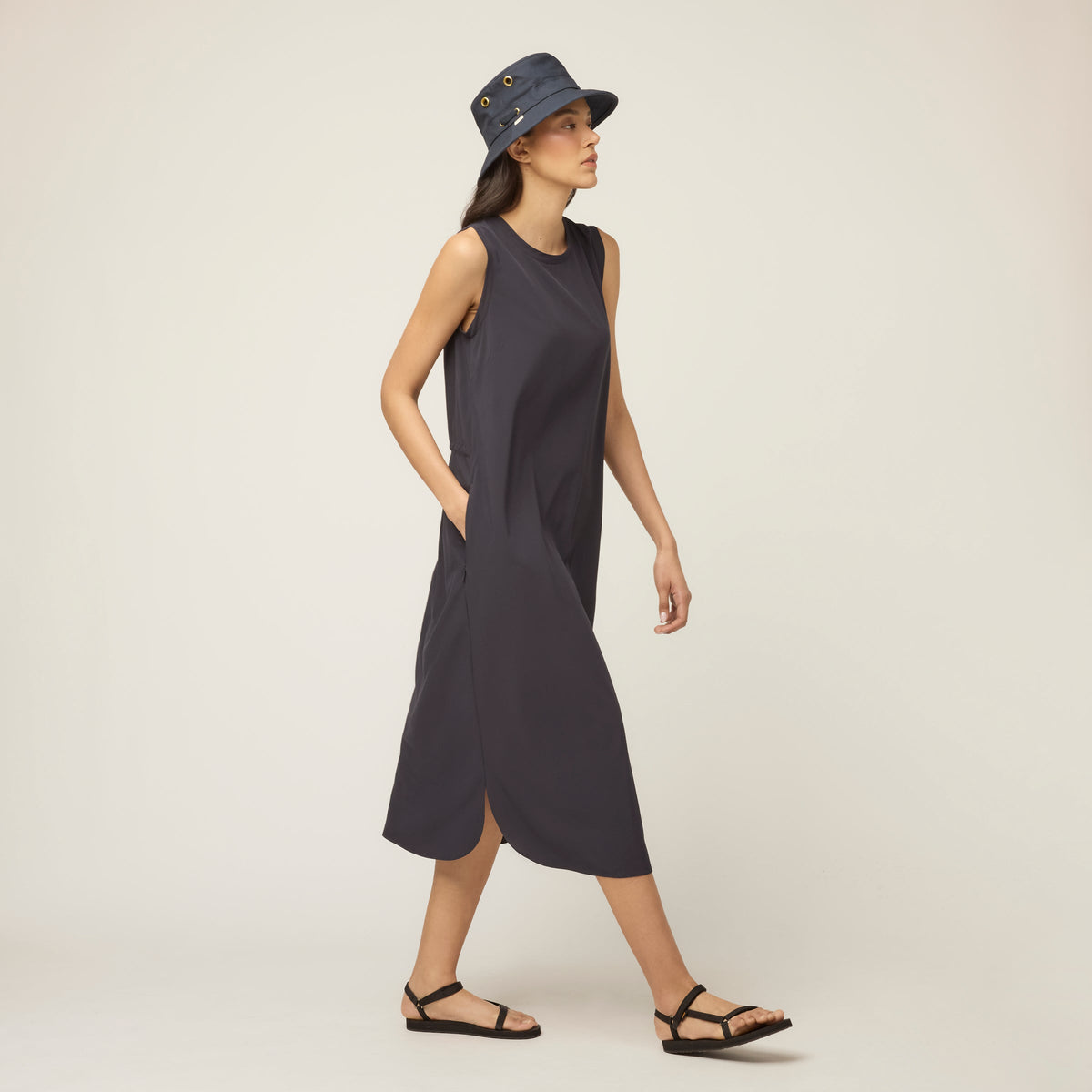 Tech Slk Midi Dress