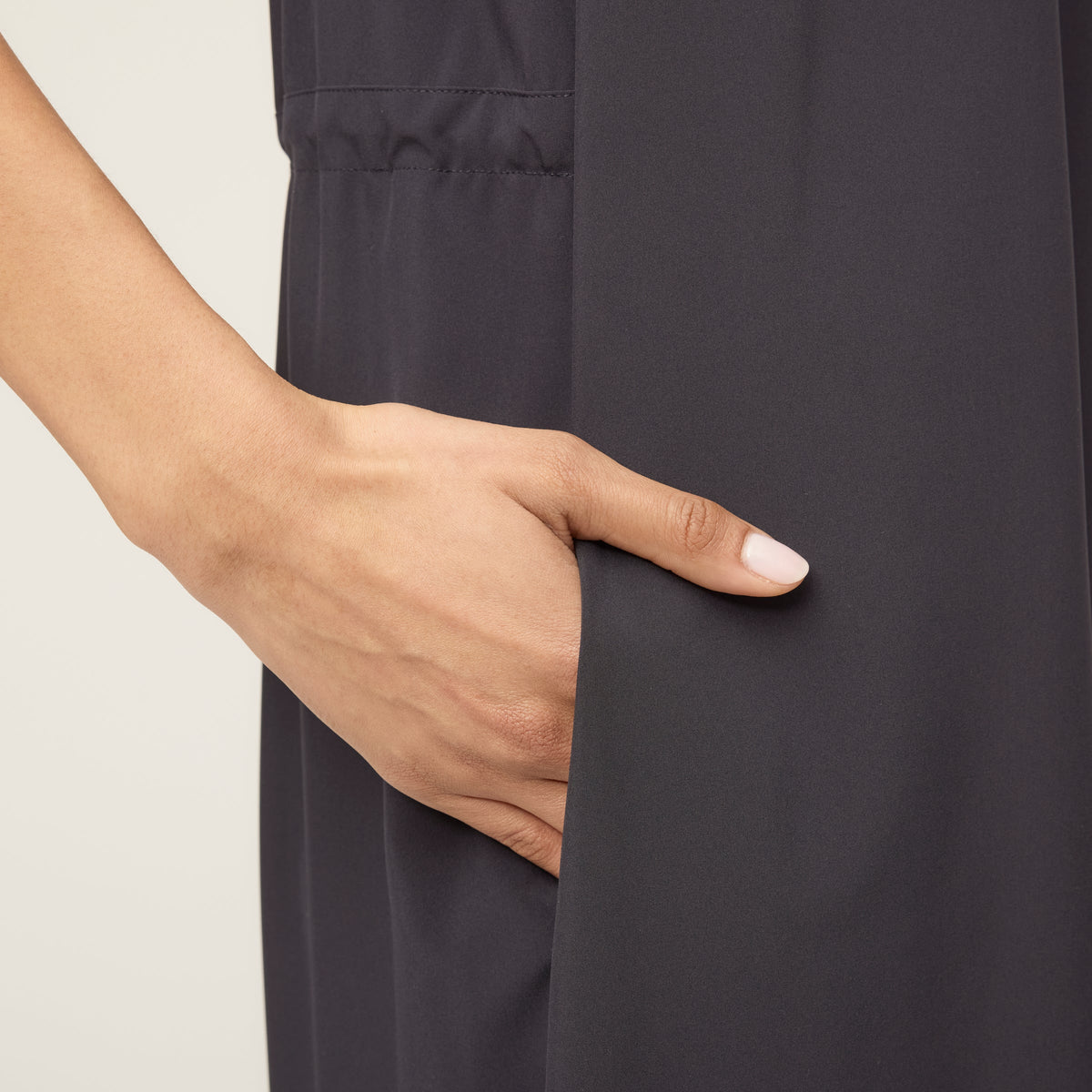 Tech Slk Midi Dress